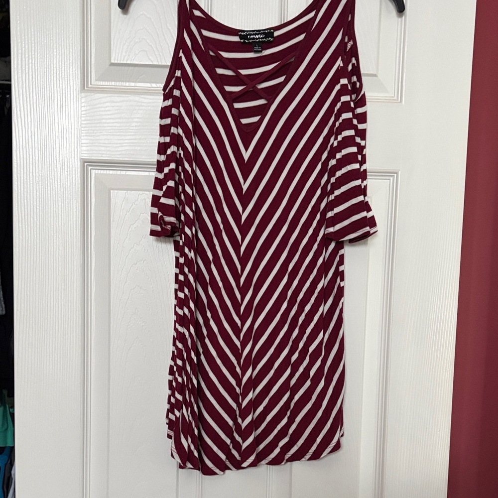 Corvia maroon & White Striped Top cold shoulder criss cross straps on v neck